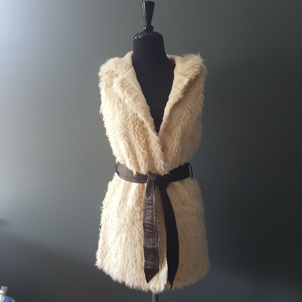 Forever 21 Faux Fur hooded Vest